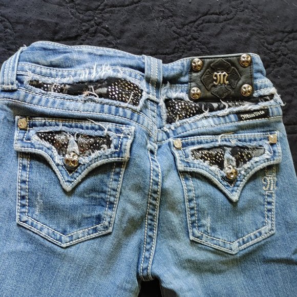 Miss Me Jeans - Picture 1 of 5